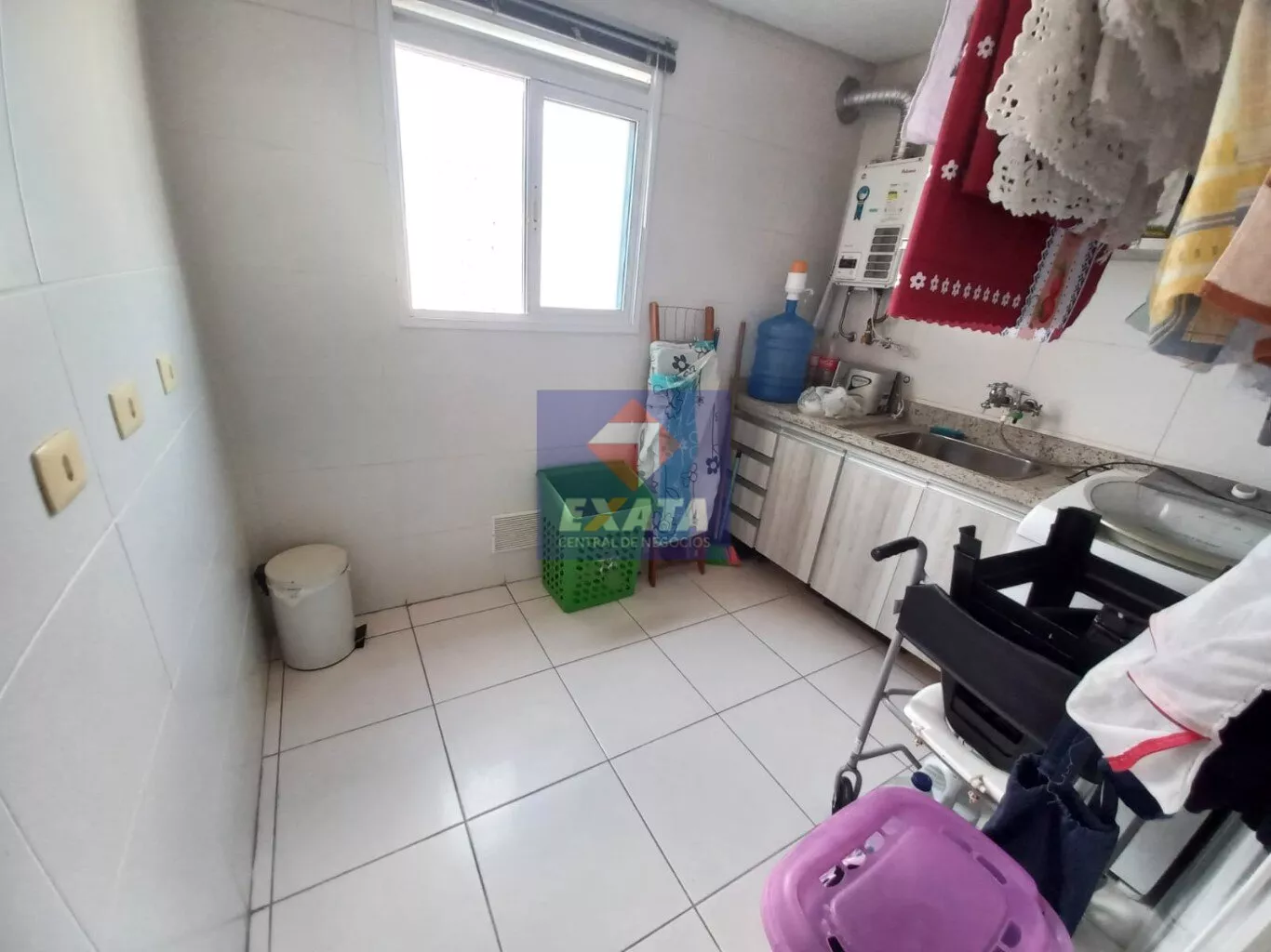 Apartamento à venda com 2 quartos, 67m² - Foto 13