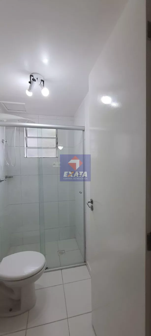 Apartamento para alugar com 2 quartos, 50m² - Foto 14