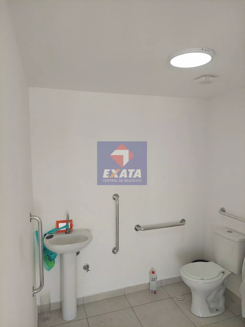 Apartamento à venda com 2 quartos, 44m² - Foto 25