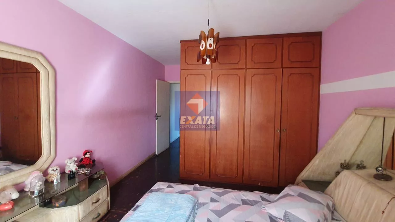 Sobrado à venda com 2 quartos, 300m² - Foto 27