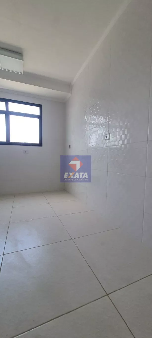 Apartamento para alugar com 3 quartos, 74m² - Foto 12