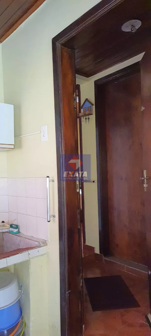 Casa à venda com 2 quartos, 400m² - Foto 13