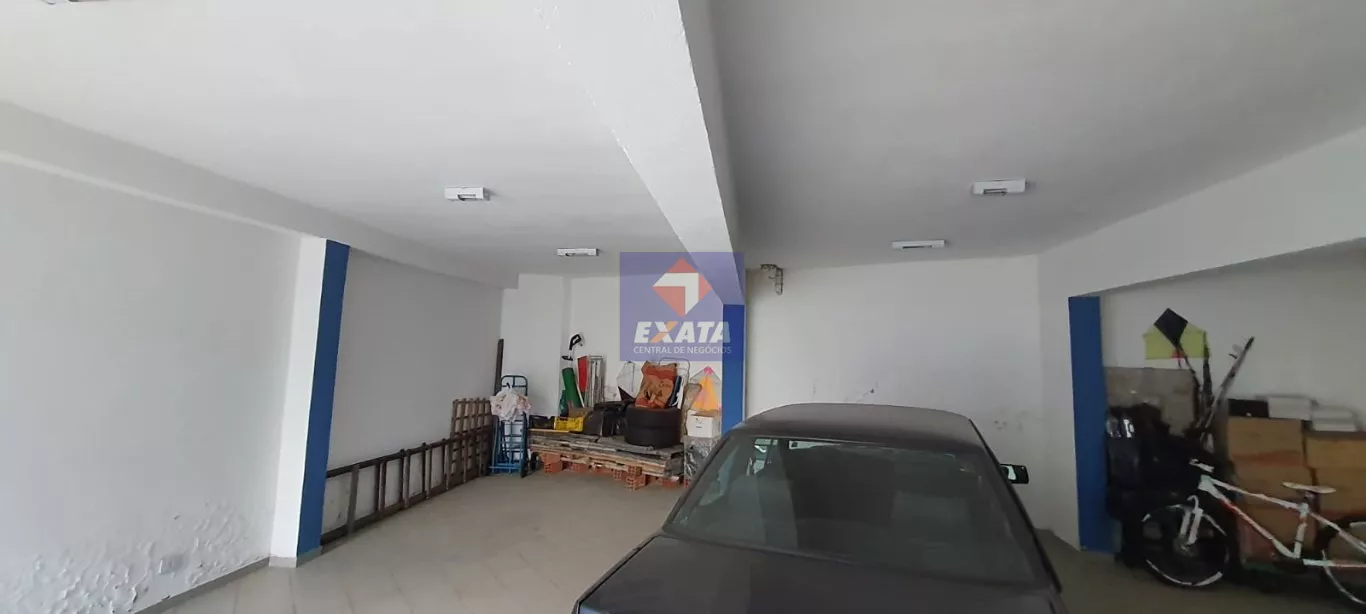 Casa à venda com 4 quartos, 350m² - Foto 10