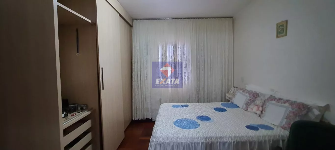 Casa à venda com 4 quartos, 350m² - Foto 25