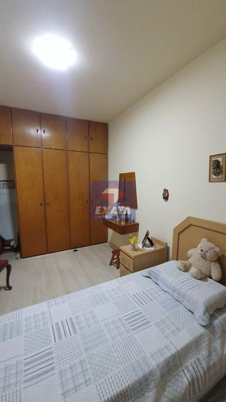 Casa à venda com 3 quartos, 300m² - Foto 20