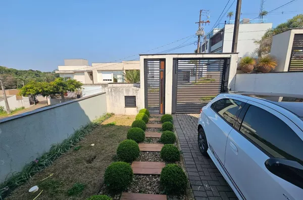 Sobrado para venda, 3 quarto(s),  Parque Do Som, Pato Branco