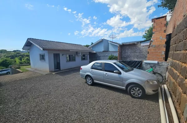 Casa para venda, no bairro Paulo Afonso, Pato Branco