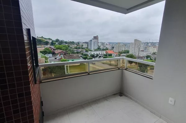 sacada com churrasqueira