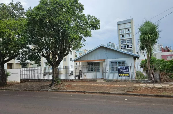 ÓTIMO TERRENO PARA A VENDA, CENTRO DE PATO BRANCO