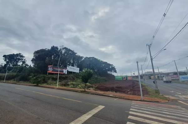 Terreno comercial Próximo ao Shopping 