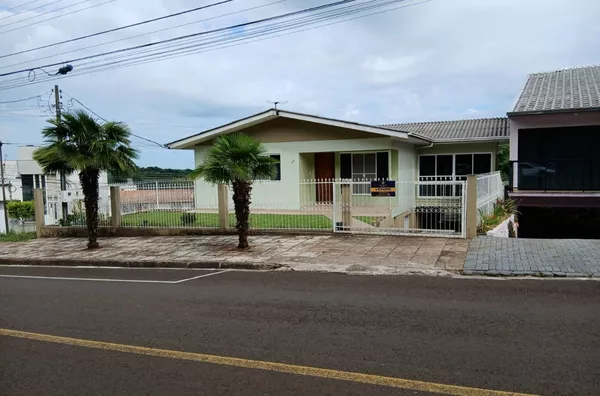 Casa para , 4 quarto(s),  - Selecione - Bairro, Pato Branco