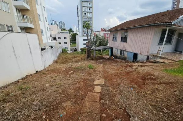ÓTIMO TERRENO PARA A VENDA, CENTRO DE PATO BRANCO