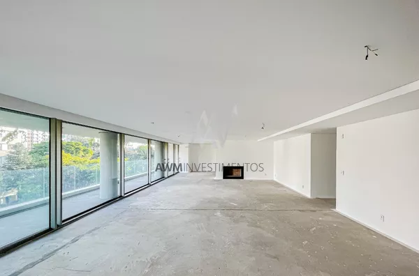 Awm Vende Apartamento 03 dormitórios no Bairro Moinhos  De Vento, Porto Alegre