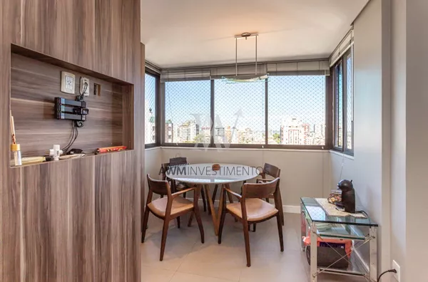 Awm Vende Apartamento 2 dormitórios, 01 suíte no Bairro Menino Deus, Porto Alegre