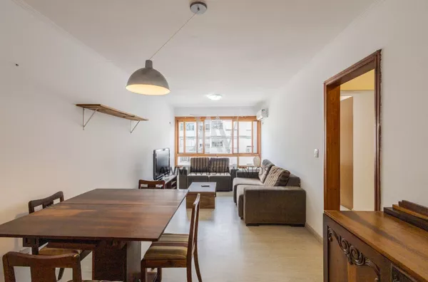 Awm Vende Apartamento 02 dormitórios no  Bairro  Rio Branco, Porto Alegre