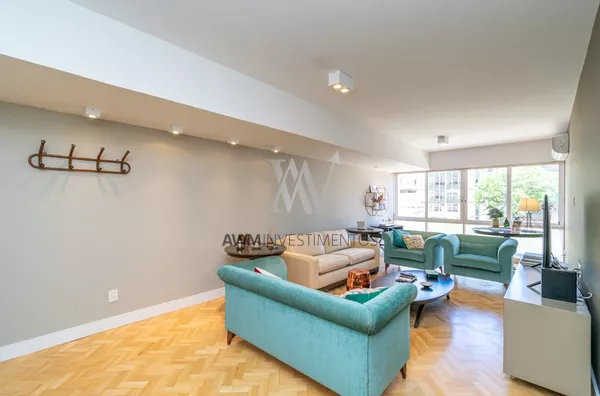 Awm Vende Apartamento 3 dormitórios, 1 suíte no Bairro Moinhos De Vento, Porto Alegre