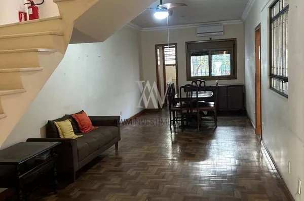 Awm Vende Casa 4 dormitórios no   Bom Fim, Porto Alegre
