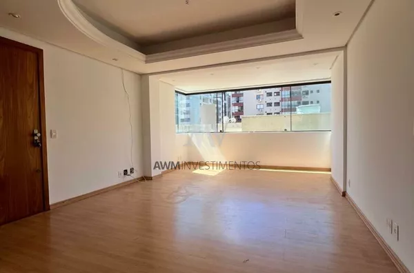 Awm Vende Apartamento 3 dormitórios,1 suíte no bairro  enda,  Petrópolis, Porto Alegre