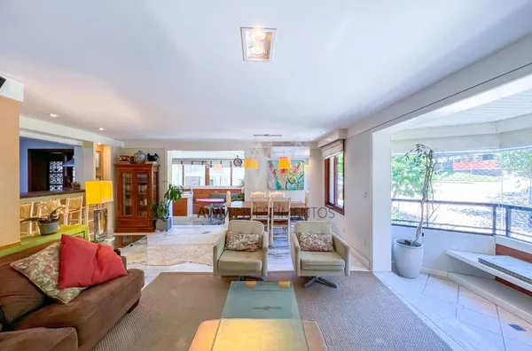 Awm Vende Apartamento 03 dormitórios sendo 01 suíte no Bela Vista, Porto Alegre