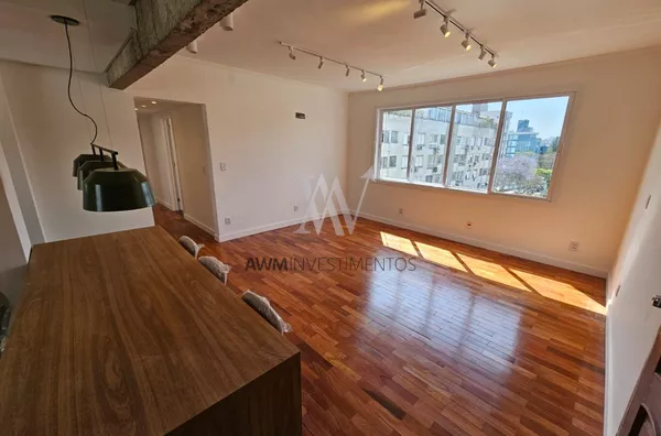 Awm Vende Apartamento 02 dormitórios 01 suíte no Bairro Santana, Porto Alegre