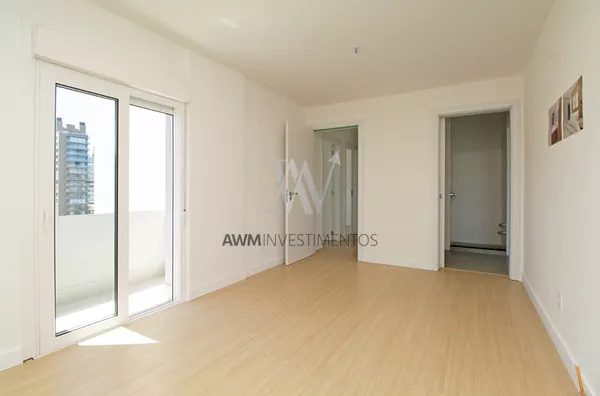 Awm Vende Cobertura 03 dormitórios, 01 suíte  no Bairro  Bela Vista, Porto Alegre