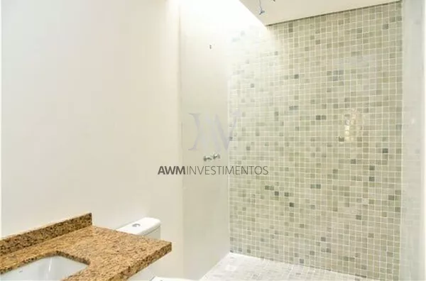 Awm Vende Casa no Bairro Chácara Das Pedras, Porto Alegre