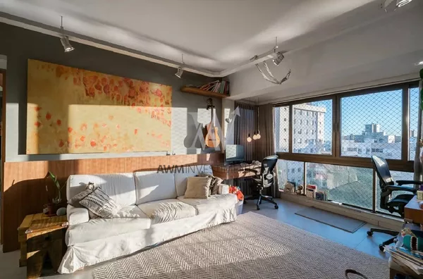 Awm Vende Apartamento no Bairro Petrópolis, Porto Alegre