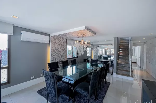 Awm Vende Cobertura 02 dormitórios, sendo 01 suíte no Bairro Bela Vista, Porto Alegre