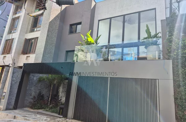 Awm Vende  Casa 3 dormitórios, 3 suítes no Bairro Bela Vista, Porto Alegre