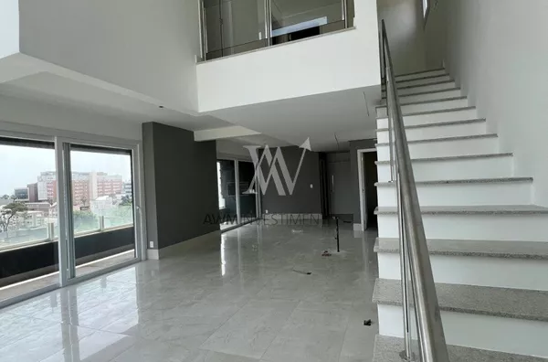 Awm  vende Apartamento duplex 03 dormitórios, 03 suítes no Bairro  Menino Deus, Porto Alegre