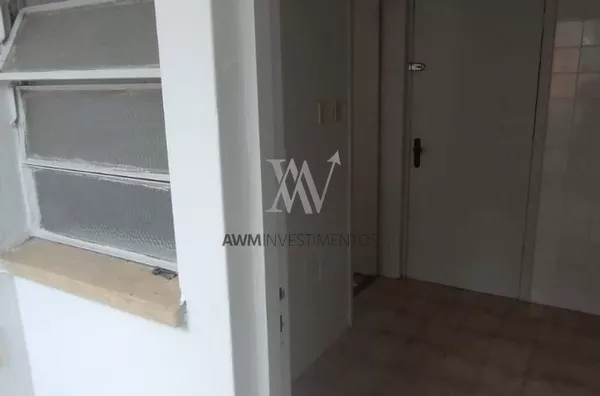 Awm Vende 02 dormitórios no Bairro Floresta, Porto Alegre