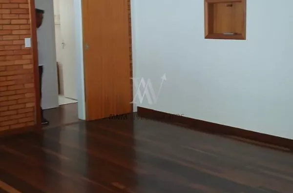 Awm Vende Apartamento 03 dormitórios , 01 suíte no Bairro Petrópolis, Porto Alegre