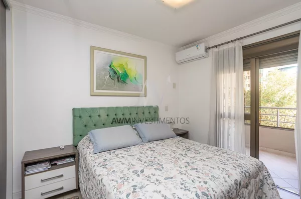 Awm Vende Apartamento 3 dormitórios ,1 suíte no Bairro  Menino Deus, Porto Alegre