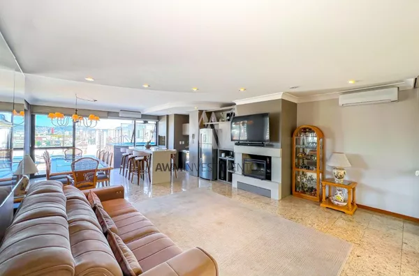 Awm Vende Cobertura 04 dormitórios ,sendo 01 suíte no Bairro  Bela Vista, Porto Alegre