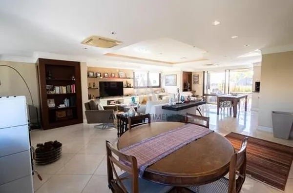 Awm Vende Apartamento de Cobertura com  03 dormitórios  no Bairro   Auxiliadora, Porto Alegre