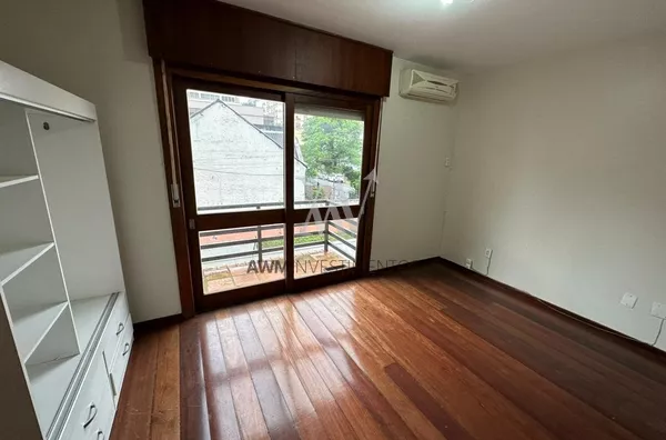 Awm Vende Apartamento 02 dormitórios no Bairro  Floresta, Porto Alegre