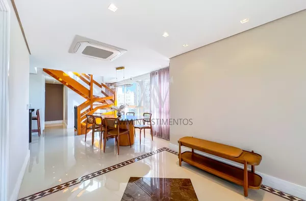 Awm Vende Cobertura  03 dormitórios no Bairro  Bela Vista, Porto Alegre