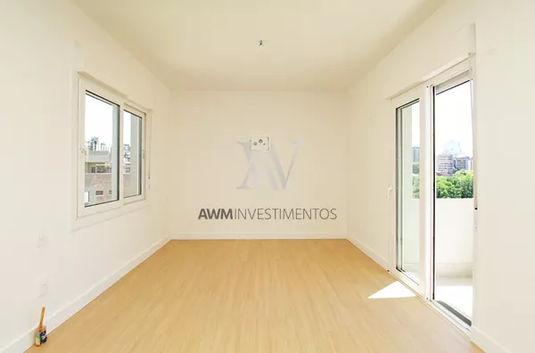Awm Vende Cobertura 03 dormitórios, 01 suíte  no Bairro  Bela Vista, Porto Alegre