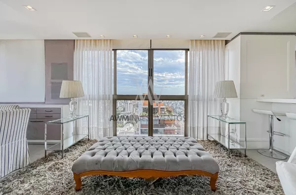 Awm Vende, Apartamento 03 dormitórios no Bairro  Petrópolis, Porto Alegre