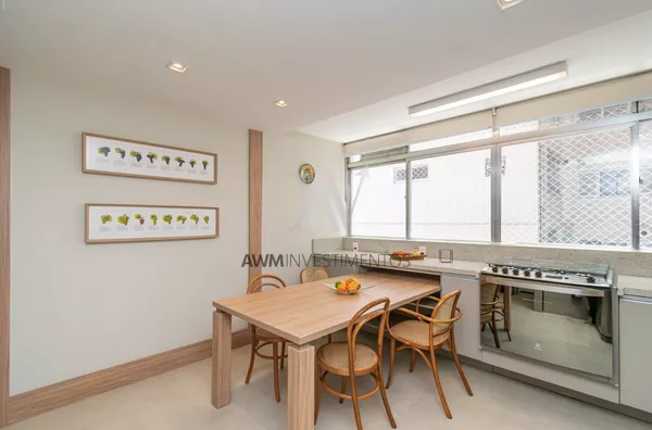 Awm Vende Apartamento 3 dormitórios, 1 suíte no Bairro Moinhos De Vento, Porto Alegre