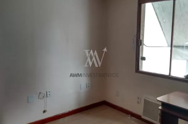 Awm Vende Sala comercial no Bairro Centro Histórico, Porto Alegre