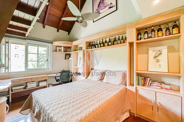 Awm Vende Casa 4 dormitórios , 4 suítes no Bairro  Chácara Das Pedras, Porto Alegre