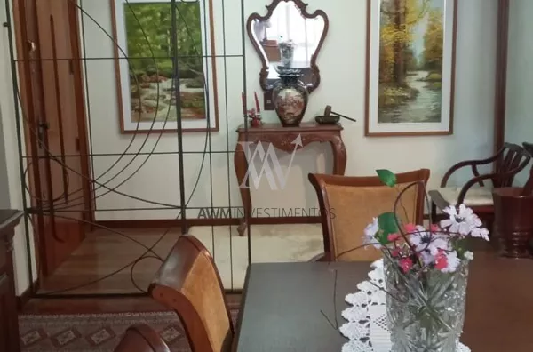 Awm Vende Apartamento 04 dormitórios sendo 01 suíte no Bairro Mont Serrat, Porto Alegre