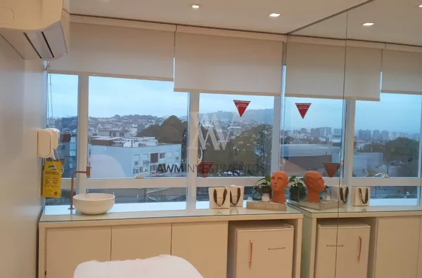 Awm Vende Sala comercial  no Axis Bairro  Petrópolis, Porto Alegre