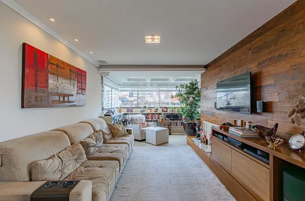 Awm Vende Apartamento 3 dormitórios , 1 suíte no Bairro  Petrópolis, Porto Alegre - Foto 2