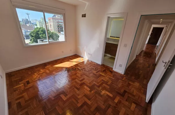 Awm Vende Apartamento 02 dormitórios 01 suíte no Bairro Santana, Porto Alegre