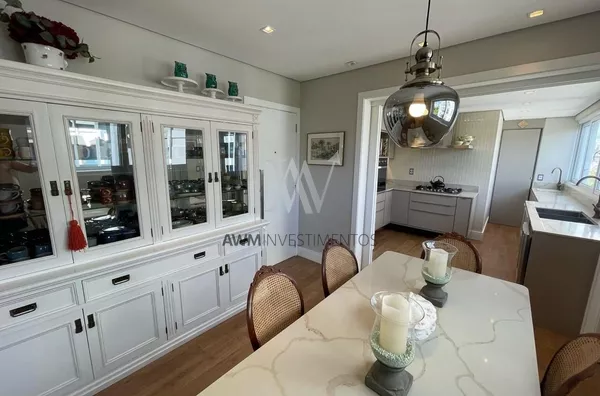 Awm Vende Apartamento 02 dormitórios , 02 suítes no Bairro  Floresta, Porto Alegre