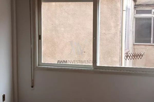 Awm Vende apartamento 02 dormitórios no Bairro Floresta, Porto Alegre