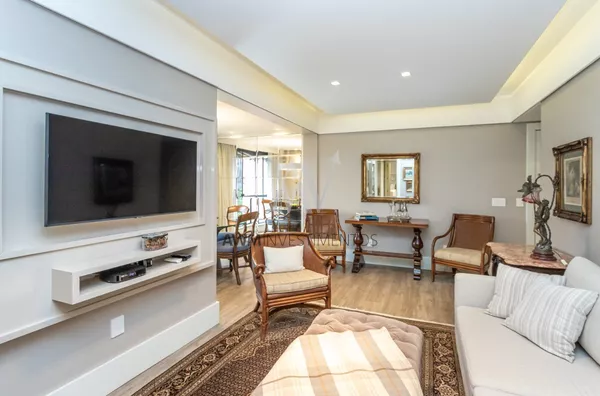 Awm Vende Apartamento 03 dormitórios , sendo 01 suíte no Bairro Jardim Europa, Porto Alegre