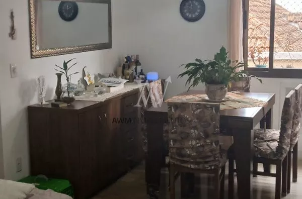 Awm Vende Apartamento 03 dormitórios sendo 01 suíte no Bairro   Rio Branco, Porto Alegre